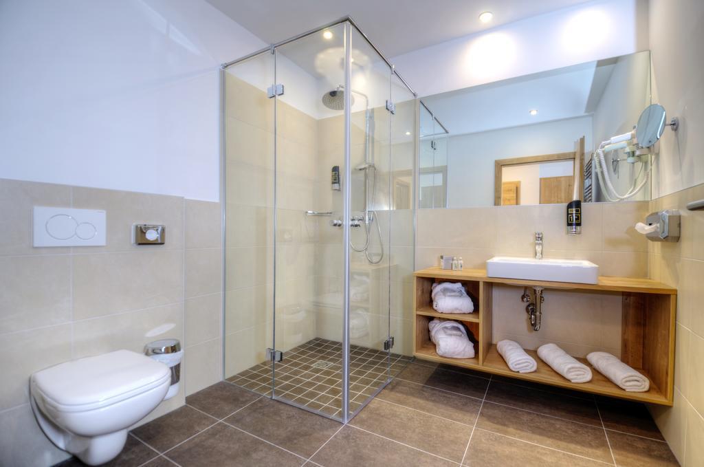 Hotel Bergkristall มัลล์นิทซ์ ภายนอก รูปภาพ